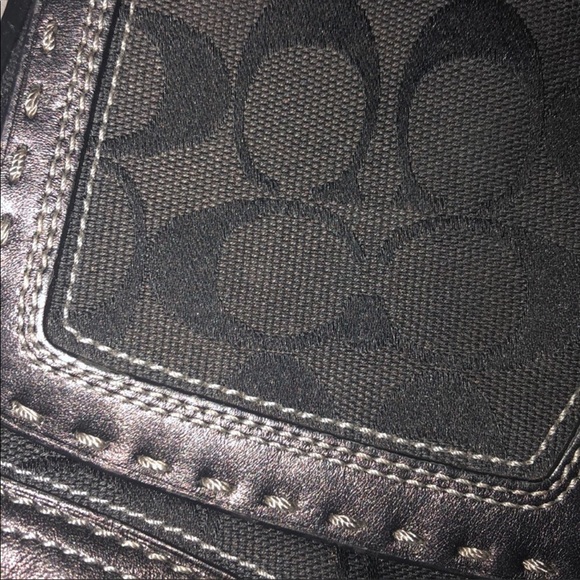 Coach - Picture 8 of 15